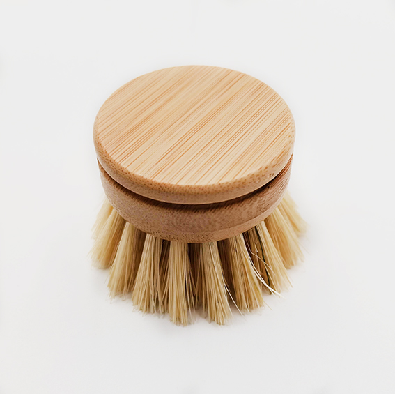 CEPILLO PARA COCINA DE BAMBU CON CABEZA REEMPLAZABLE PRODUCTO ECOLOGICO CAMBIO VERDE ZERO WASTE ECUADOR QUITO GUAYAQUIL CUENCA